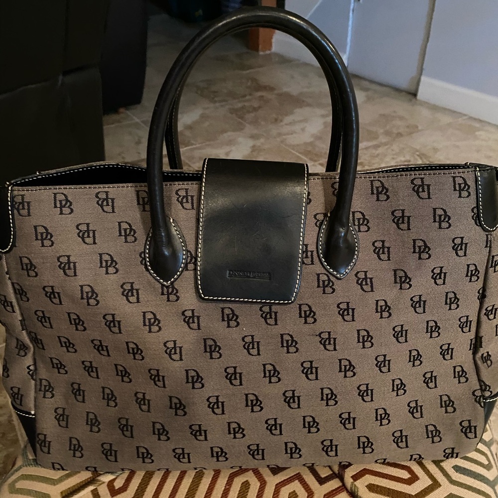 Dooney & Bourke Satchel Bag